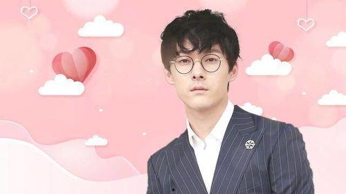 娱乐圈的吃瓜影帝书趣阁,影帝书趣阁的瓜田奇谈  第3张 娱乐圈的吃瓜影帝书趣阁,影帝书趣阁的瓜田奇谈  第3张